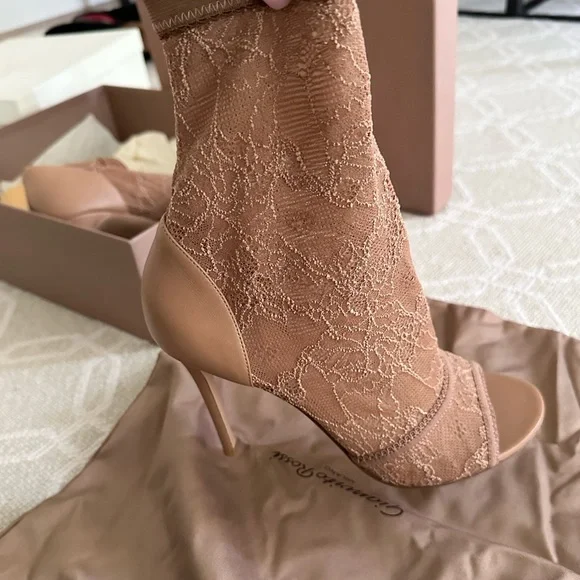 Gianvito Rossi - Picture 2 of 3